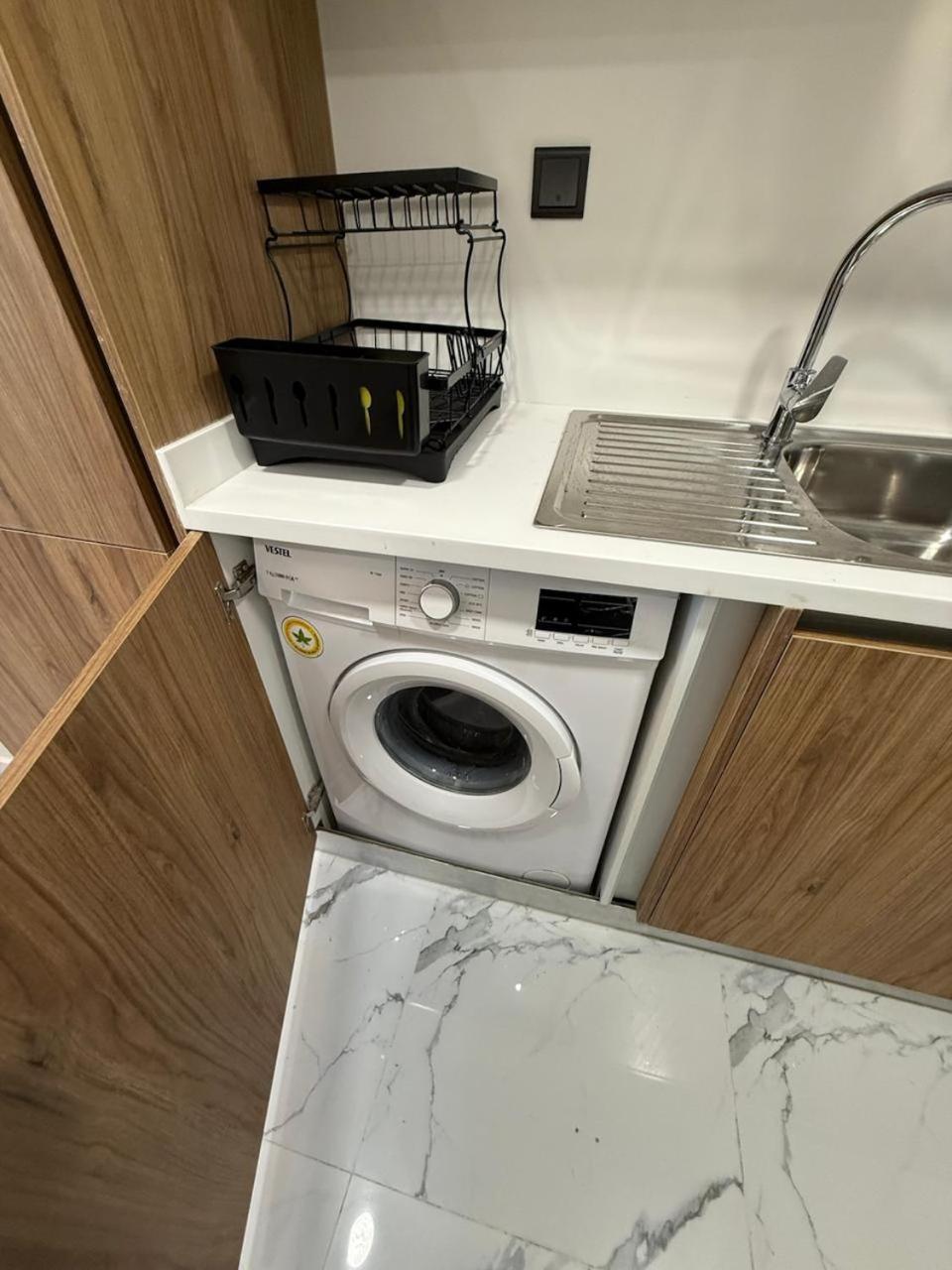 Apartment Al Maryah Near Cleveland And Galleria Mall 1 *