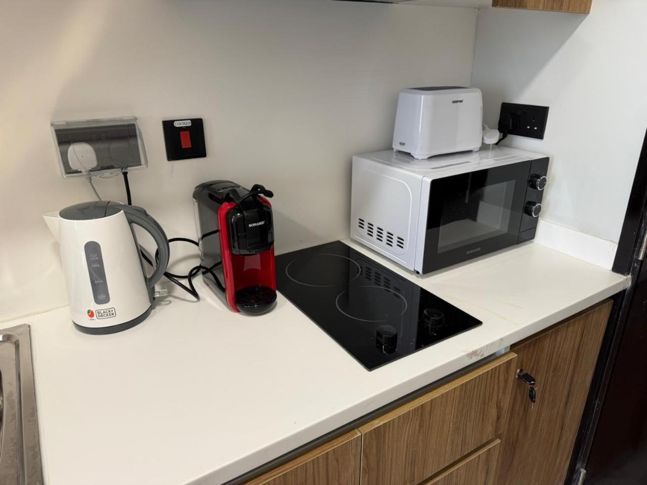 Apartment Al Maryah Near Cleveland And Galleria Mall 1 *